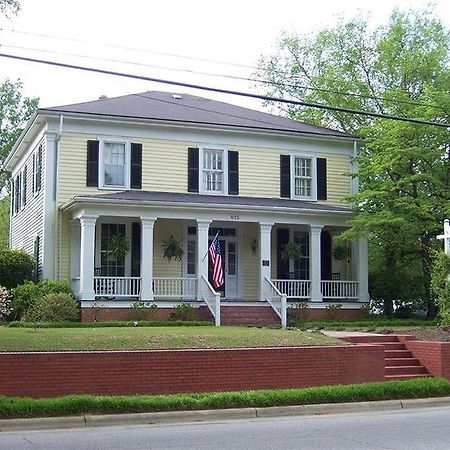 The Ashford Inn Clinton Экстерьер фото