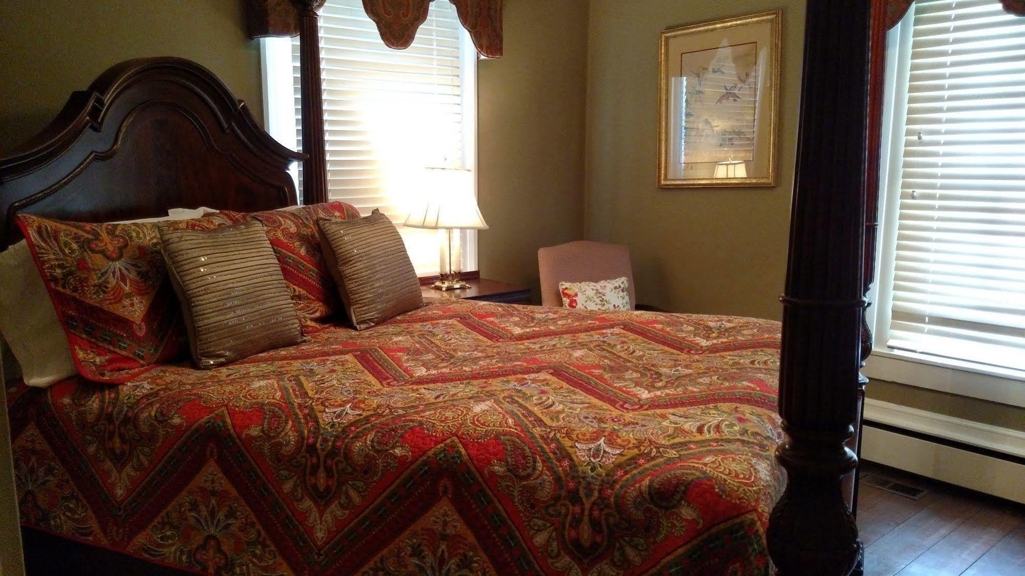 The Ashford Inn Clinton Экстерьер фото